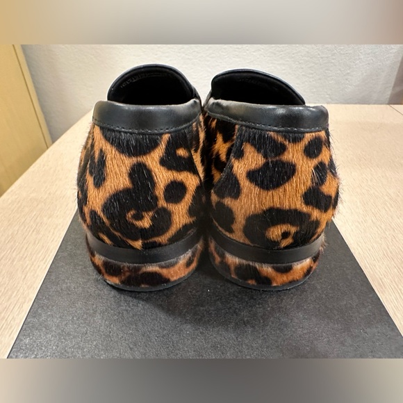 Vionic Sellah Womens Leopard Print Calf Hair Slip On Loafers 8.5 NEW - Picture 7 of 7